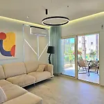 Happy At Perla 148 Apartment *